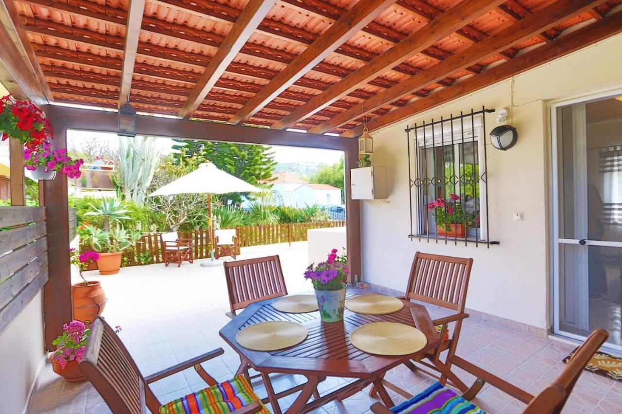 Ideal Family House With Big Yard In Ialysos, Rhodes Apartament *